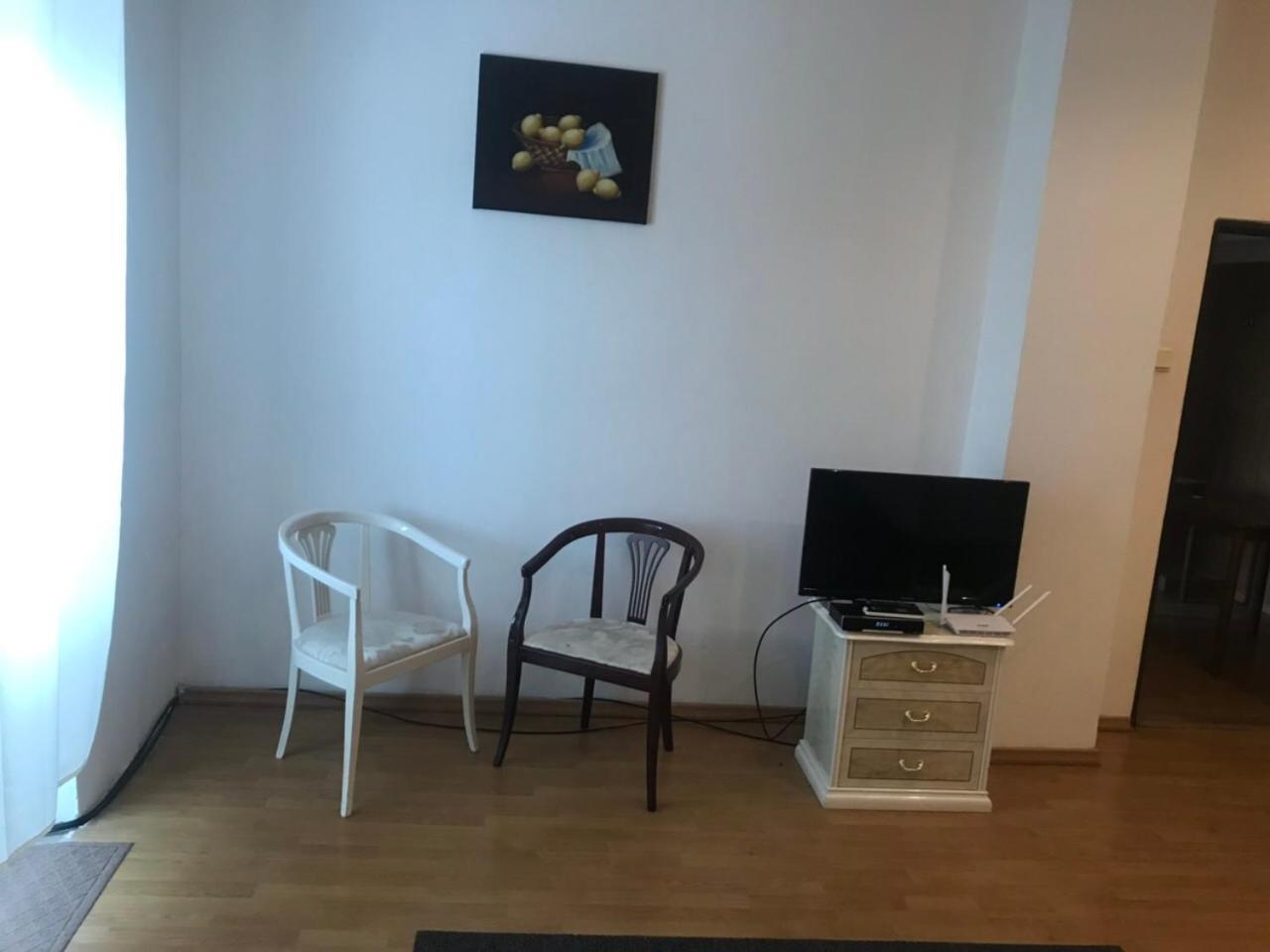 U Ferka Hotel Lemesany Luaran gambar